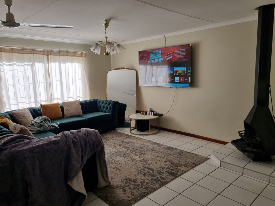 3 Bedroom Property for Sale in Bloemfontein Free State